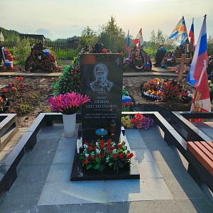 ПАМЯТНИК ГЕРОЮ!